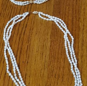 14k gold clasp triple strand pearl necklace and bracelet EUC